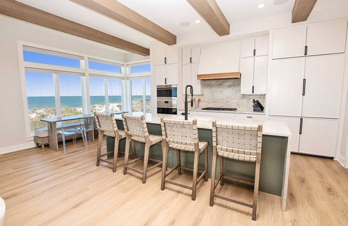 Currituck County House | OCEANFRONT, Private Pool, ELEV, Ocean Views! OS607F, Saltspray Sunrise