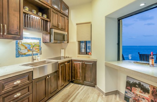 Cabo Bello Condo | OCEANFRONT, REMODELED, AMAZING LOCATION!