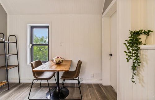 Shediac Apartment | Oceanfront Retreat Behind Ice Cream Shop