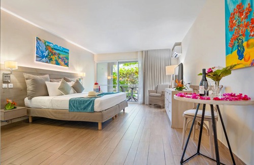 Grand Case Resort | Oceanfront Suite with Private Beaches, Pool, Gym & Watersports Adventures