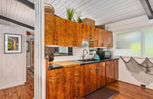 Kahaluu Bay House | Oceanfront Tranquility at Hale Maluhia, Kona Coast