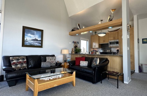 Watsonville Condo | Oceanfront Very Private Condo - 48 Pelican Point - Pajaro Dunes on Monterey Bay