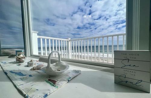 Wells Beach House | Oceanfront Wells Beach Condo - Ocean Surf #5