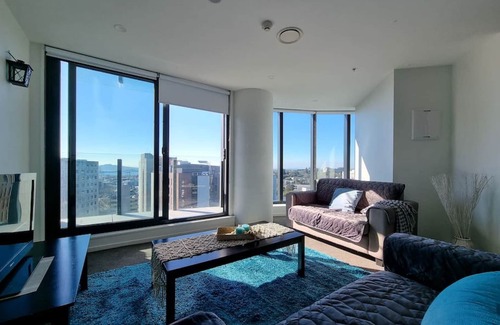 Grafton Apartment | ☆Oceania City Fringe w Views| Free Parking | WiFi☆