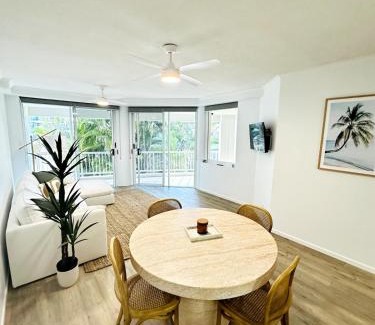 Coolangatta Apartment | Oceano Retreat