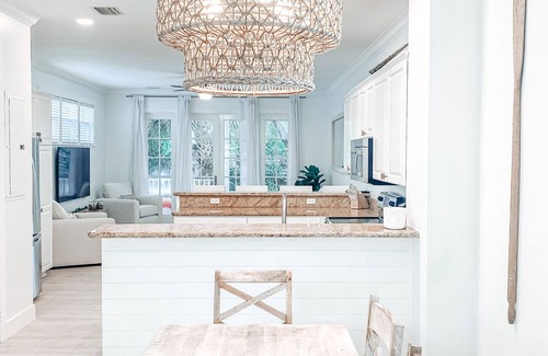 Islamorada House | Oceanside Getaway: Renovated Home with Boat Slip, Pool & Beach - Gated community