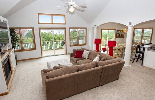 Ocean Hill House | Oceanside, Pool, Hot Tub, Close to Beach, OH1, Silver Sandcastle