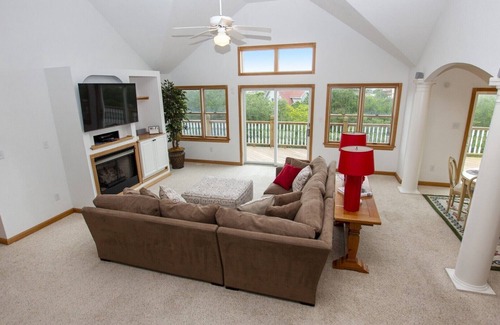 Ocean Hill House | Oceanside, Pool, Hot Tub, Close to Beach, OH1, Silver Sandcastle