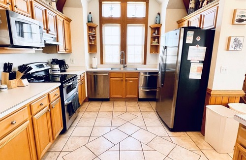 Whalehead Beach House | Oceanview! 500ft to Beach, GameRoom, PoolHeat, Spa