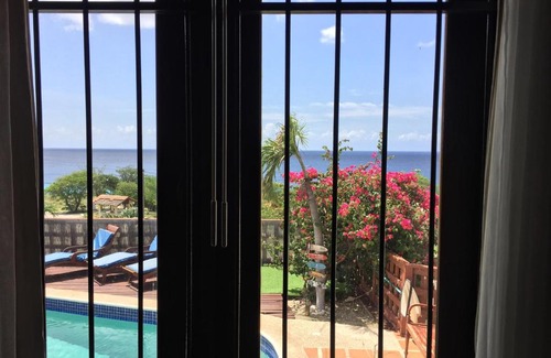 Soto Bed & Breakfast | Oceanview B&B