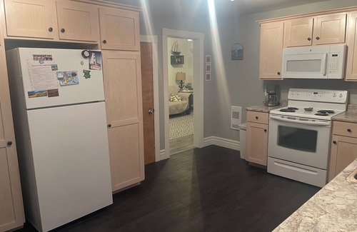 Back Bay Cottage | Oceanview Charming 3-bedroom cottage with WiFi in delightful Back Bay