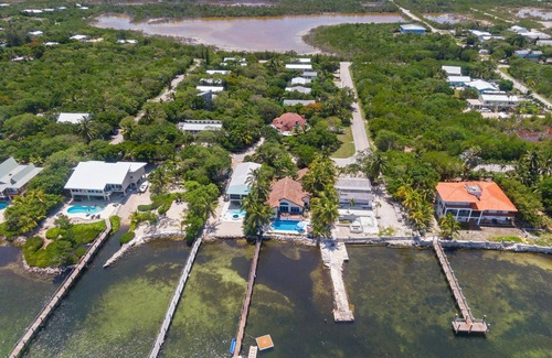 Marathon House | Oceanview Marathon Villa – Private Pool, Dock, Kayaks & Pet Friendly