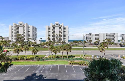 New Smyrna Beach House | Oceanwalk 13-406