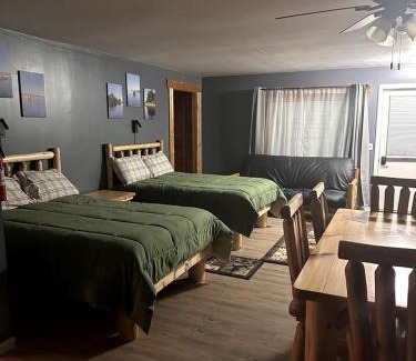 Millersburg House | Ocqueoc Delux Double Cabin Pet-Friendly in Ocqueoc, MI