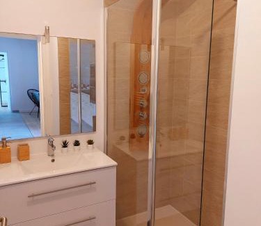 Odos Apartment | Odos Tarbes Très beau T3 avec petite terrasse et pkg