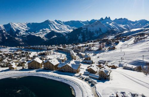 La Toussuire Apartment | ODYSSEE B301 Duplex mansarde sur les pistes, vue panoramique