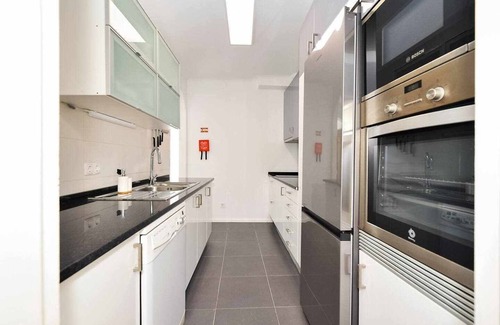 Paco De Arcos Apartment | Oeiras Yard - Checkinhome