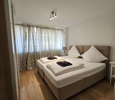 Alt-Moosach Apartment | OEZ 3 Zimmer Wohnung