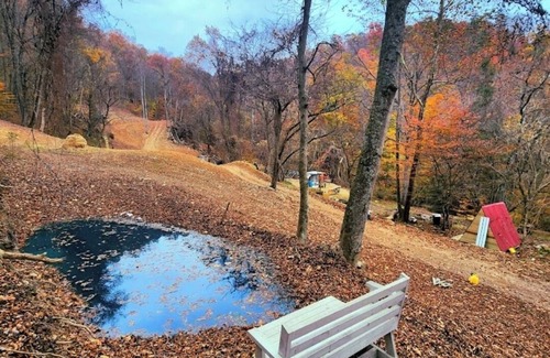 Coal Fork Cabin | Off grid Couples Cabin in Southern West Virginia