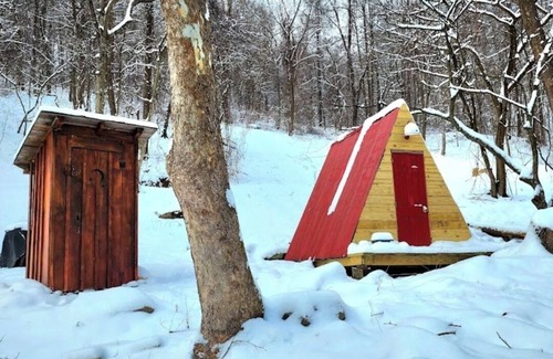 Coal Fork Cabin | Off grid Couples Cabin in Southern West Virginia