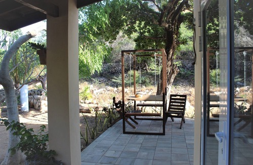 Savaneta Cottage | Off grid living! Enjoy and love the Nature!