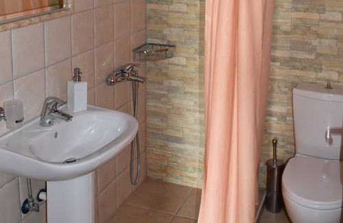Lefktro Villa | Off- Season: Fully equipped, economic Villa Stoupa-Panorama
