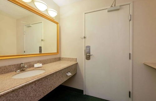 Independence House | OHIO BEST 43