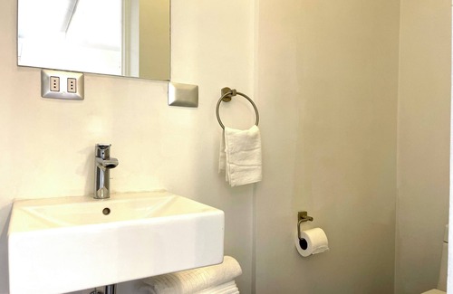 Barrio Italia Apartment | Ohl House, Boutique Home Stay