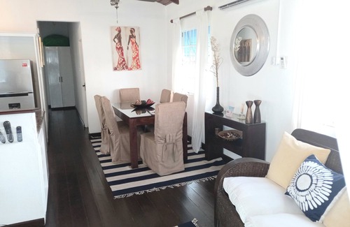 Scarborough Cottage | Oistins Cottage - Walk to the beach