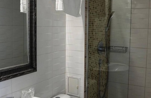 Mangalia House | OITUZ Boutique Residence