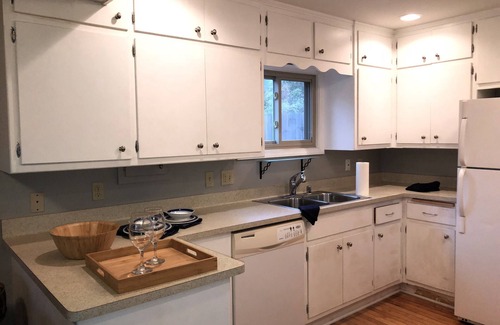 Okauchee House | Okauchee Lake 3BR/2B with HWF's, Sun Porch, Garage, Boat Slip Available!