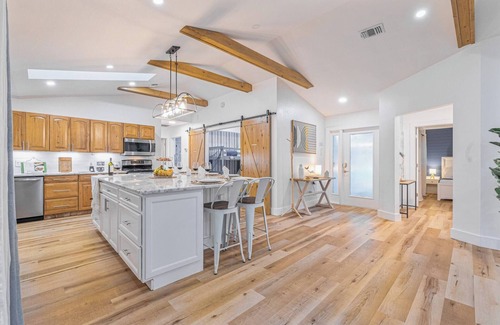 East Naples House | Olam Villa | Free Heated Pool | Secret Room,Cinema
