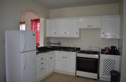 Rodney Bay Villa | Oland - 2 Bedroom apartment with Marina view