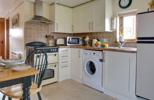 St Mary's Bay Ski Chalet | Old Barn Cottage in Romney Marsh