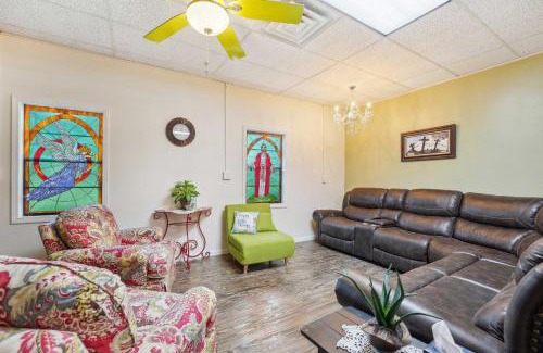 Omaha House | Old Church Retreat with Fire Pit and Air Hockey!