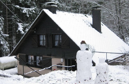 Fronhofen House | Old farm mill with a water wheel rebuilt as a vacation home