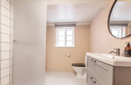 Lonstrup Cottage | Old farmhouse with panoramic sea views and outdoor heated pool