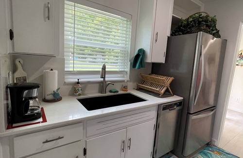 Azalea Park House | Old Florida Home w/Updates In Quiet Neighborhood