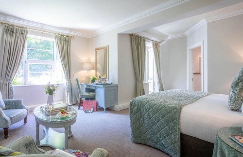 Ennis Hotel | Old Ground Hotel