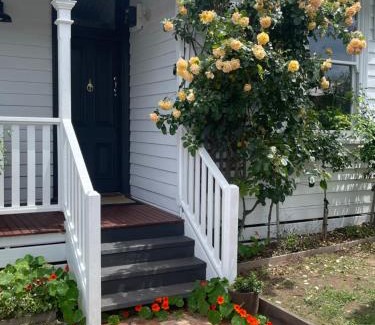 Maffra House | Old Maffra Cottage