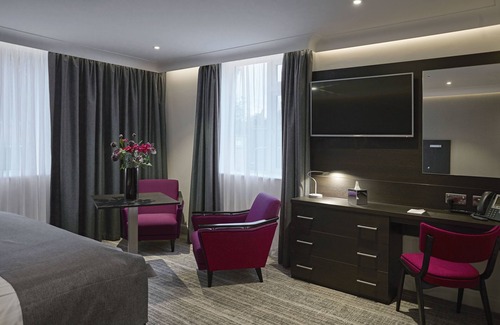 Dunstable Hotel | Old Palace Lodge Hotel