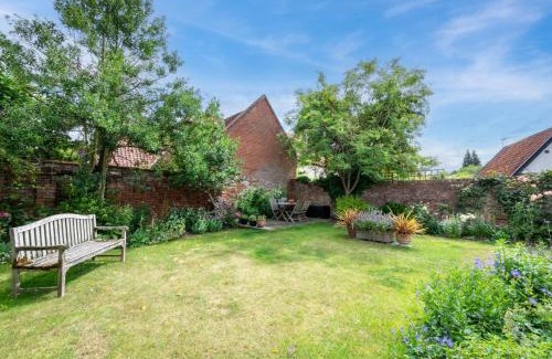 Hethel House | Old Post Office Cottage