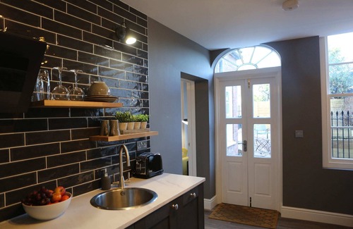 Fernhill Heath Apartment | Old Rectifying House Superior Apartment