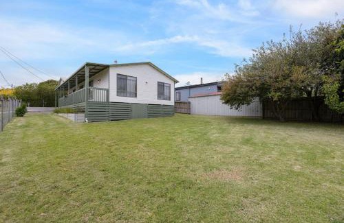 Coronet Bay House | Old Sea Dog's Retreat
