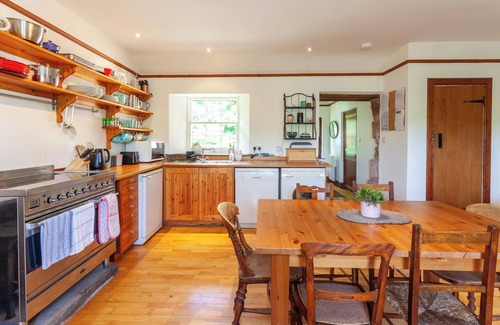 Dunbar Cottage | OLD SMIDDY COTTAGE, pet friendly, with open fire in Haddington