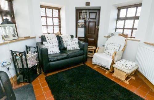 Malltraeth House | Old Tollgate