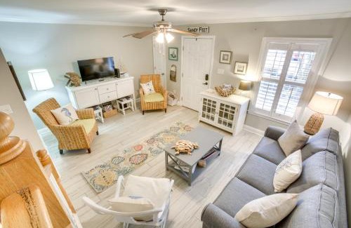 Old Town House | Old Town Bay St Louis Townhome Walk to Beach