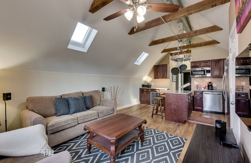 West Bucktown Apartment | Old Town Elegance Awaits You in This Classic Chicago Stunner! by AllSet Turnover