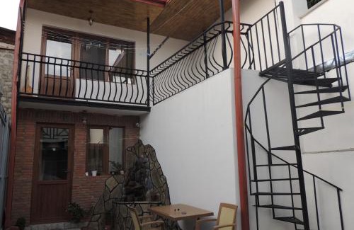 Gori Bed & Breakfast | Old Town