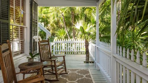 Historic Seaport Bed & Breakfast | Old Town Manor